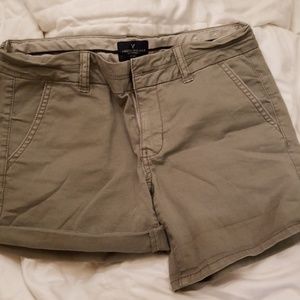 BNWOT American eagle midi stretch shorts